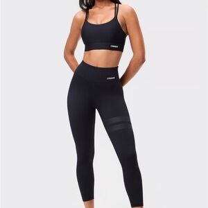 Stronger Signature 7/8 High Waist Capri Leggings Size Extra Small Black